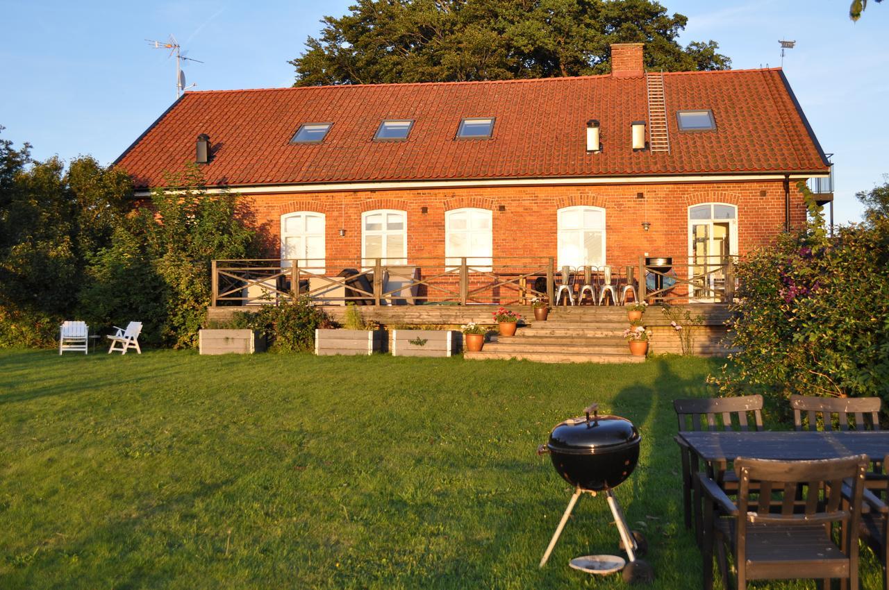 Villa Sandby B&B Borrby Ngoại thất bức ảnh