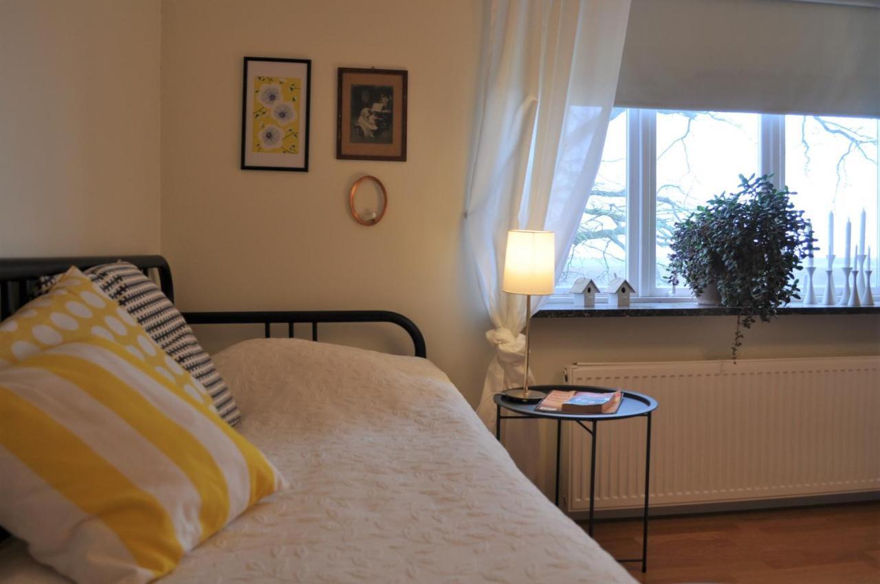 Villa Sandby B&B Borrby Ngoại thất bức ảnh